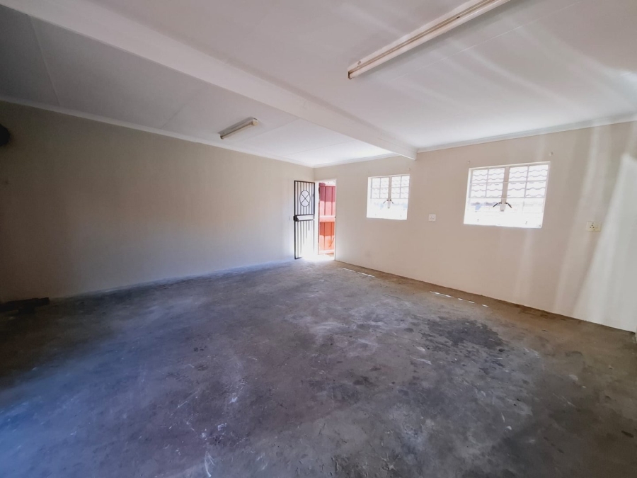 2 Bedroom Property for Sale in Pentagon Park Free State